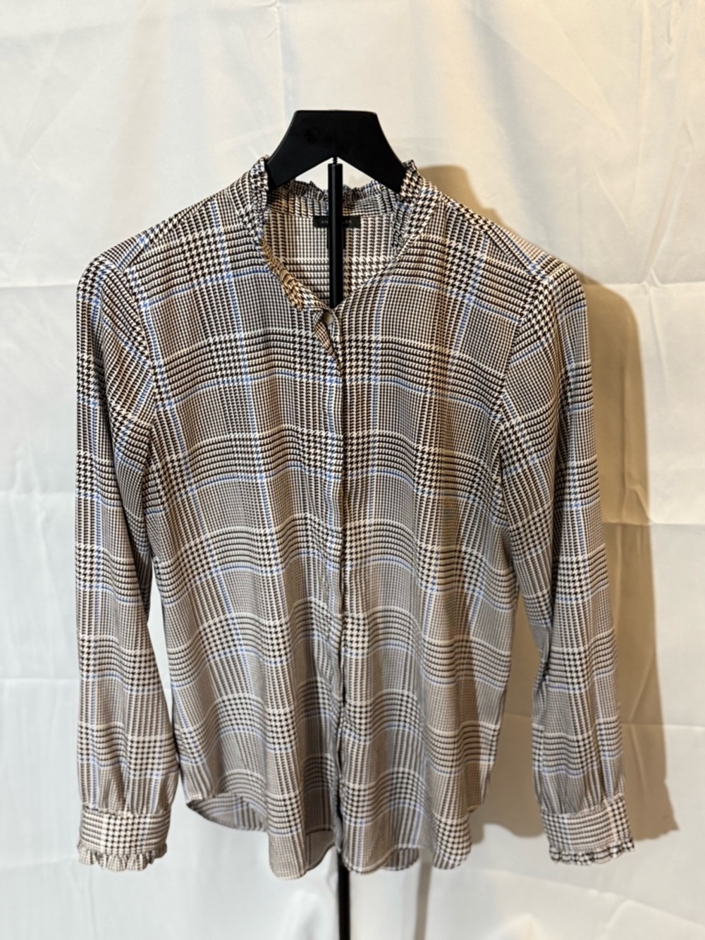 Ann Taylor Black and White Plaid Mandarin Collar Button-Down Blouse